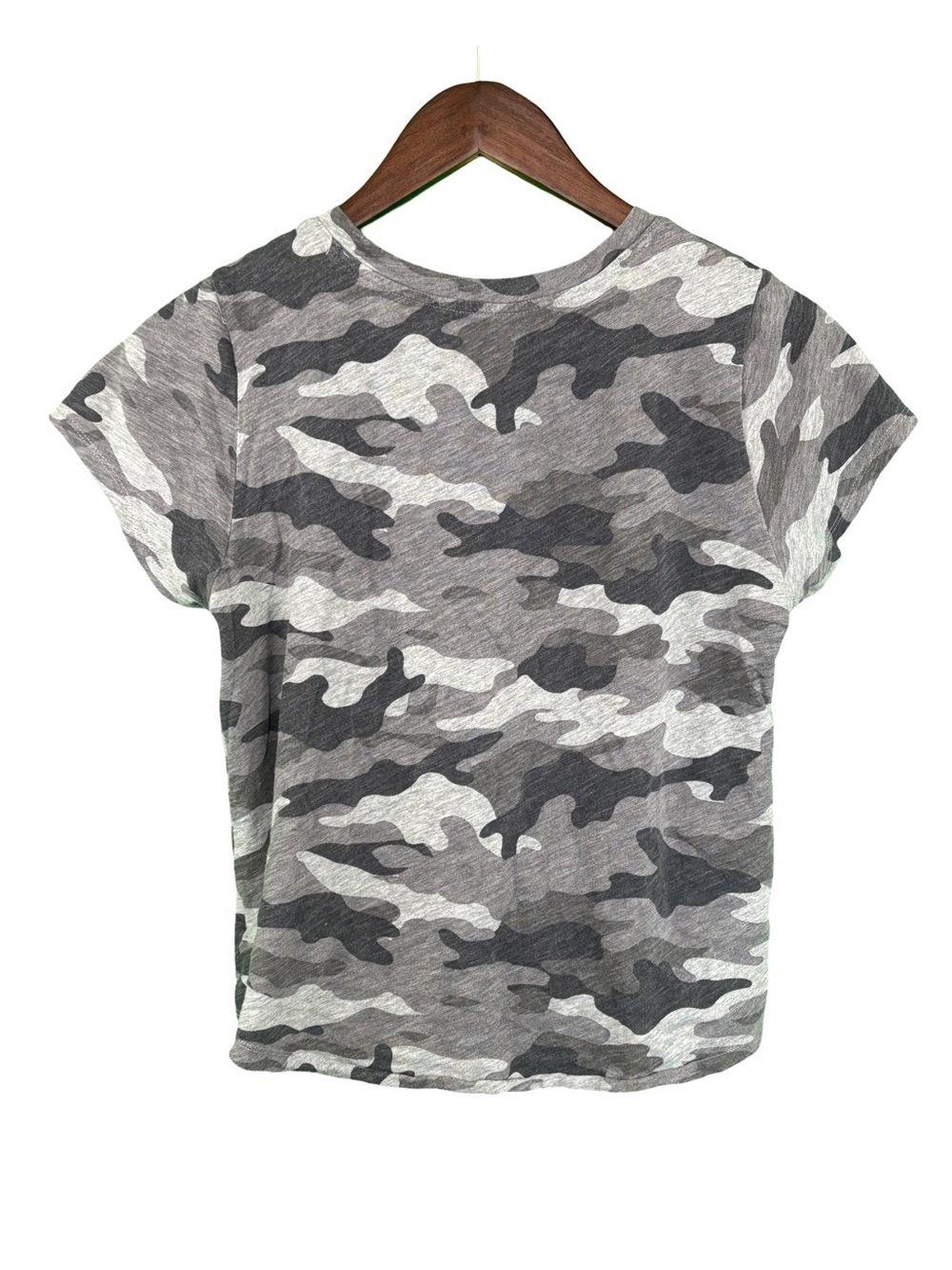Old Navy Women's Gray Camo Short Sleeve Tee - Picture 2 of 4
